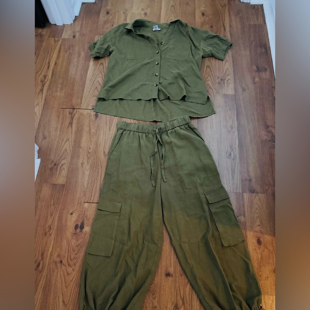 Nicole Miller‎ Olive Green Linen Blend 2 Piece Set